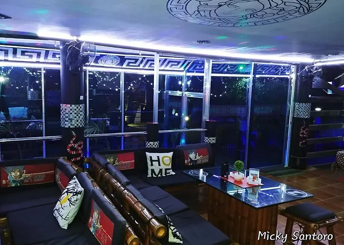 Micky Santoro & Restaurant 호텔 3*