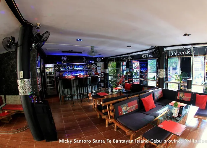Micky Santoro & Restaurant 호텔 3*