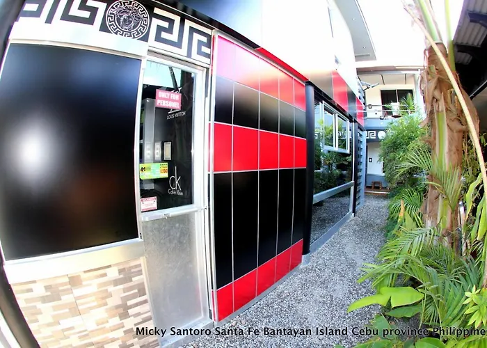 Micky Santoro & Restaurant 호텔 3*