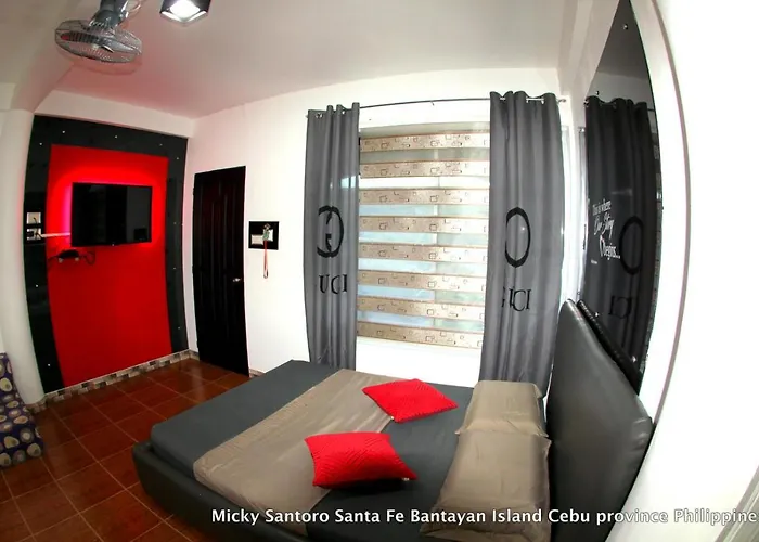 Micky Santoro & Restaurant 3* 산타 페