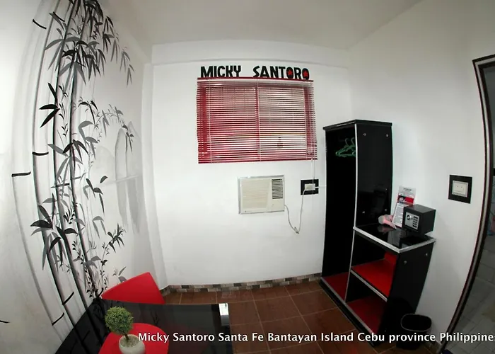 Micky Santoro & Restaurant 호텔